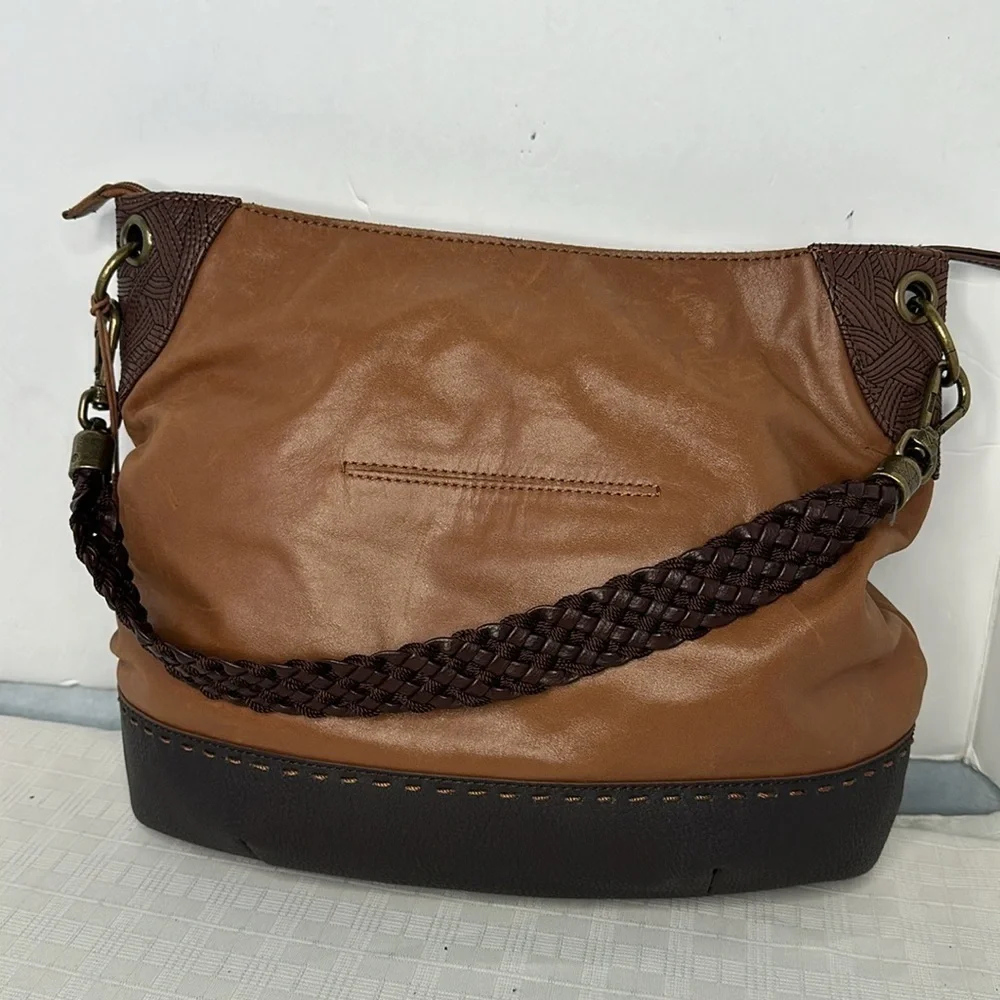 The Sak Leather Bag Brown with Great Detail